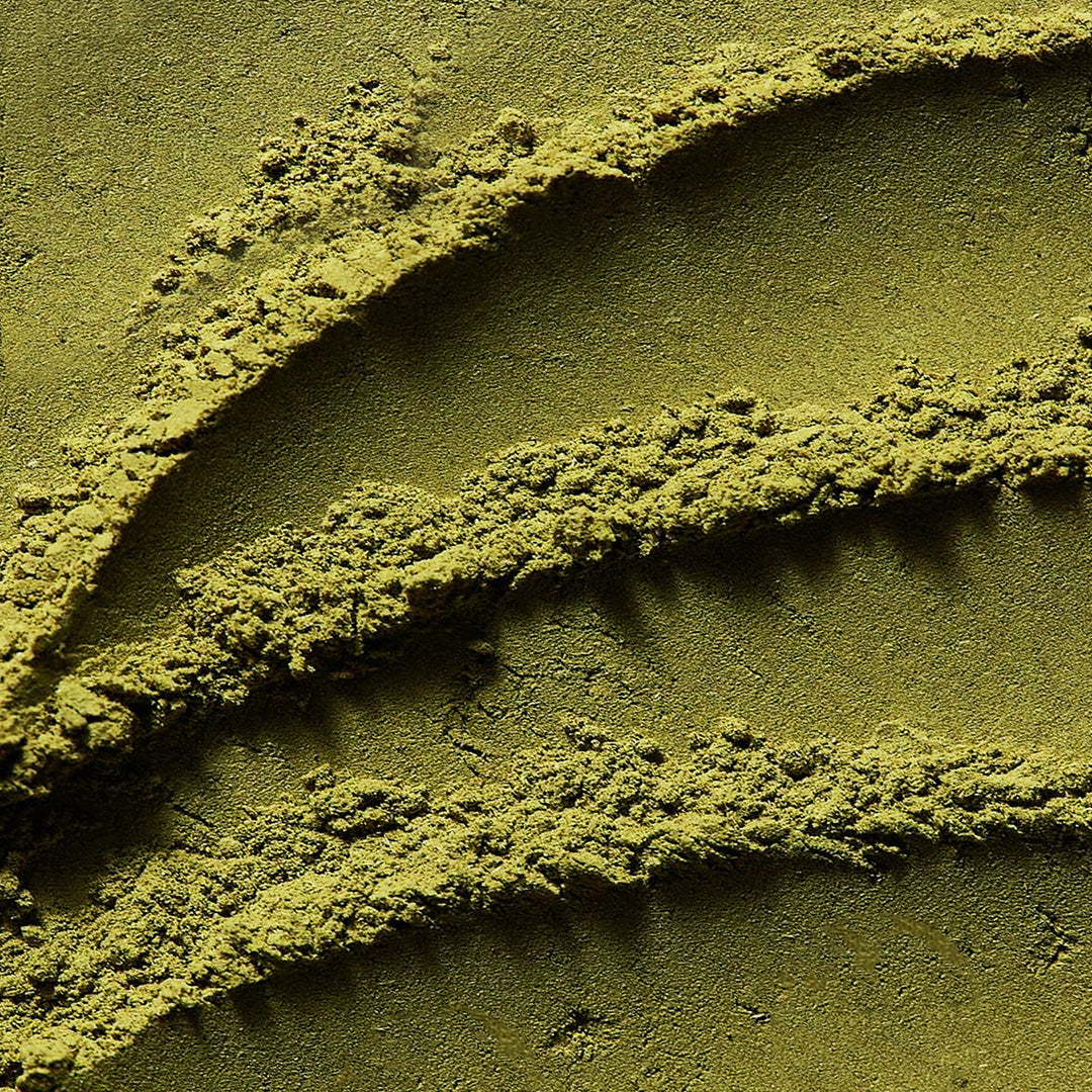 RAW JUNGLE | YOUR DAILY TROPICAL SUPERGREEN BOOSTER